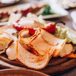 Как да осолите свинска мас по украински в буркан: ще можете да я ядете с устни Как да осолите свинска мас по украински в буркан: ще